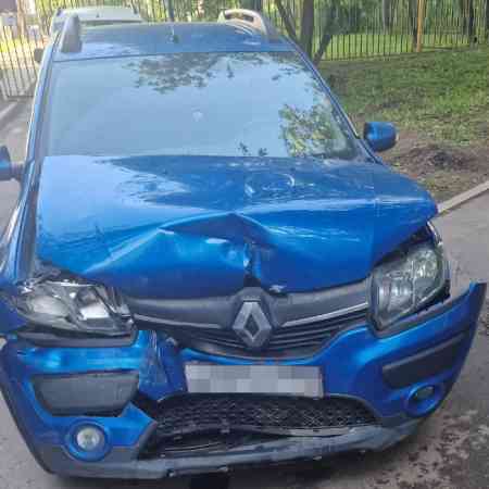 Автомобили после ДТП Рено Сандеро 2018 АКПП выкупили за 865000